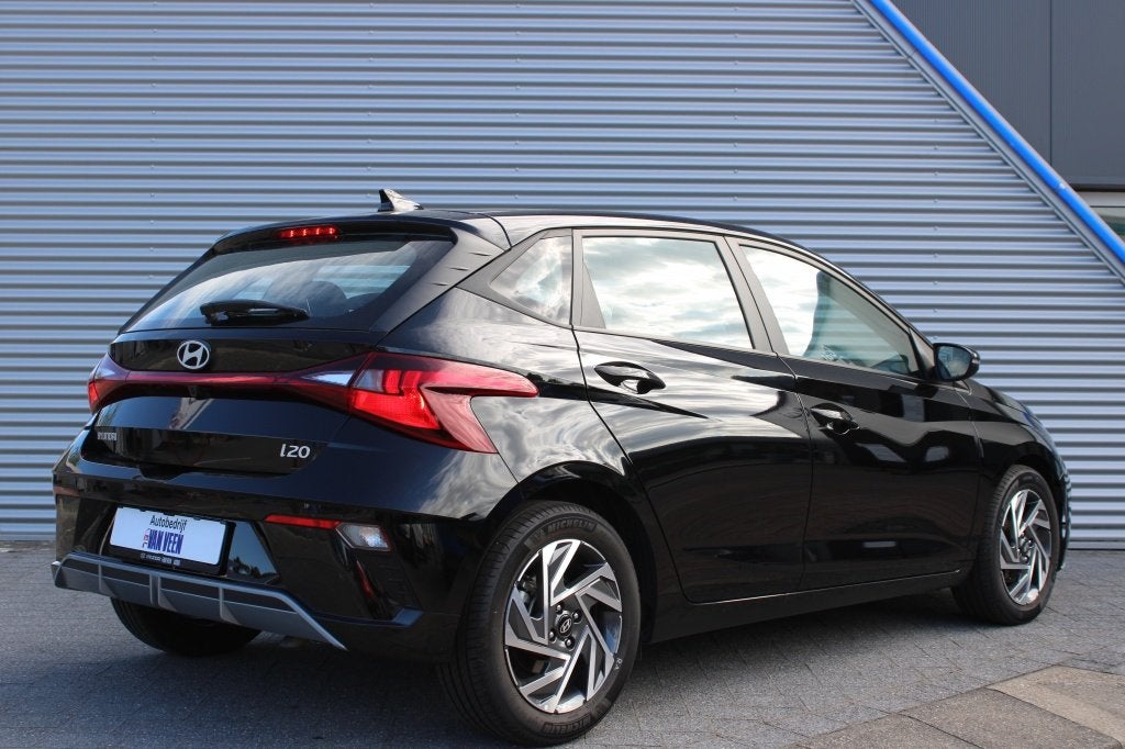 Hyundai i20 1.0 T-GDI Comfort Smart Automaat | Stoel -/ Stuu, Gebruikt, Zwart, Lichtsensor, Zwart