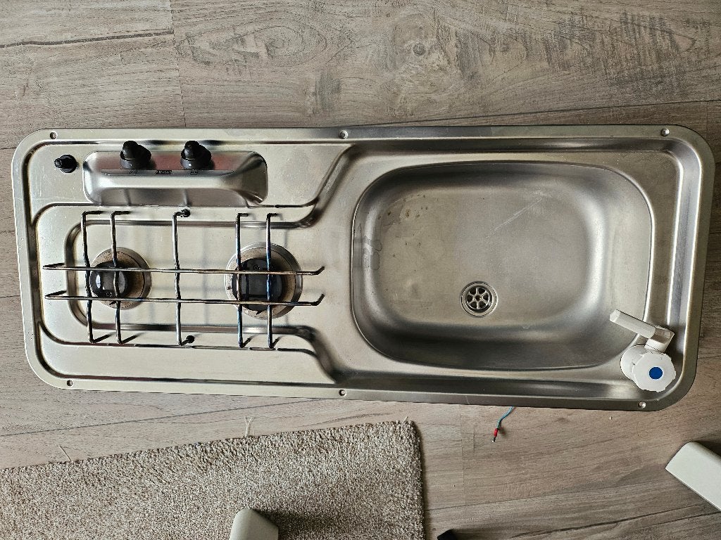 Gasstel met wasbak voor caravan of camper, Ophalen, Gebruikt