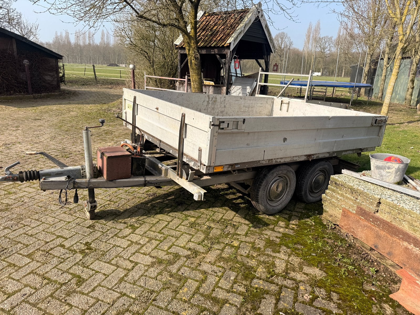Kiep aanhanger, Ophalen, Zo goed als nieuw