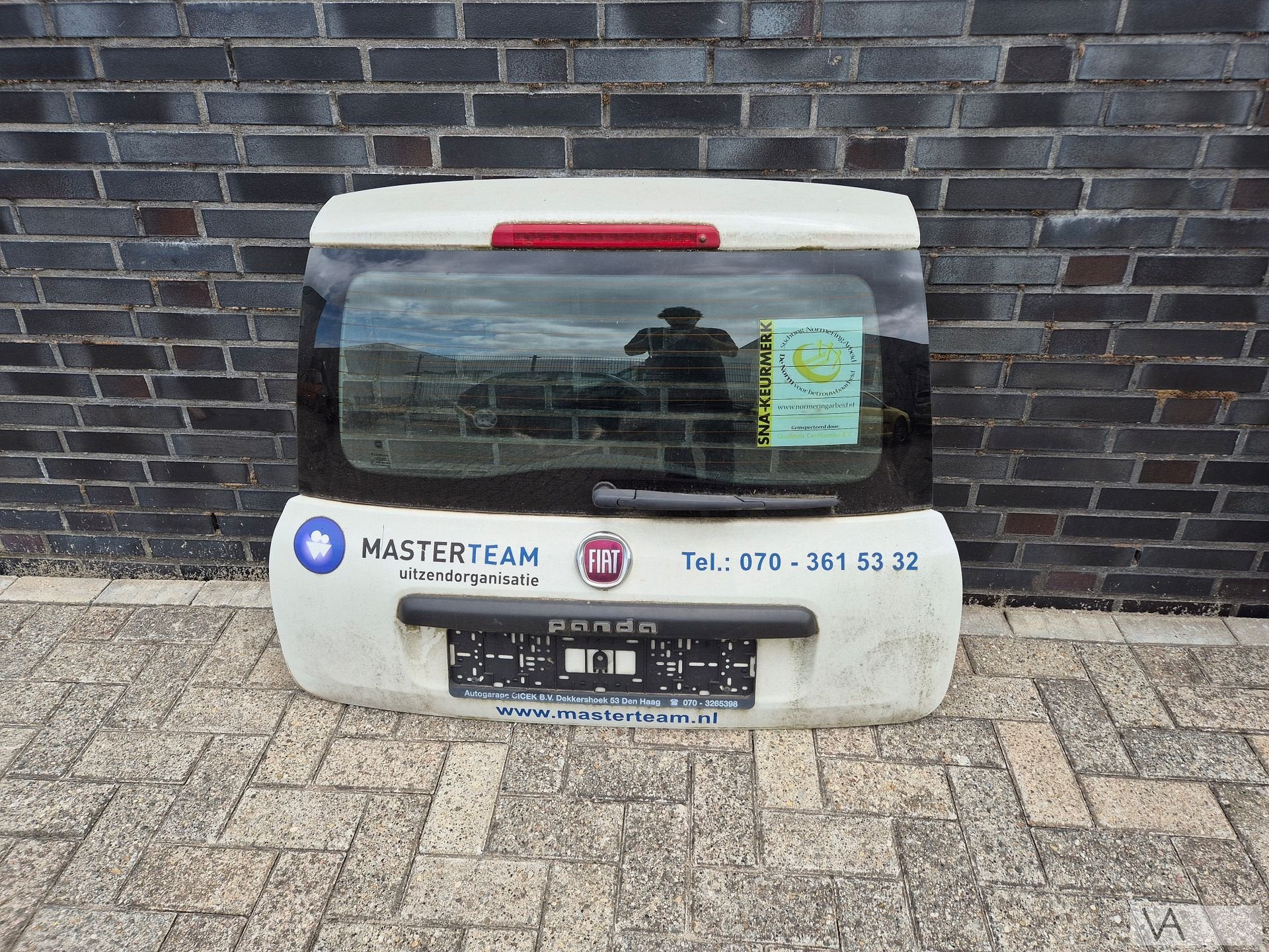 Fiat Panda 2012 - 2020 achterklep wit met stickers €200, Gebruikt, -, Ophalen of Verzenden, Achter