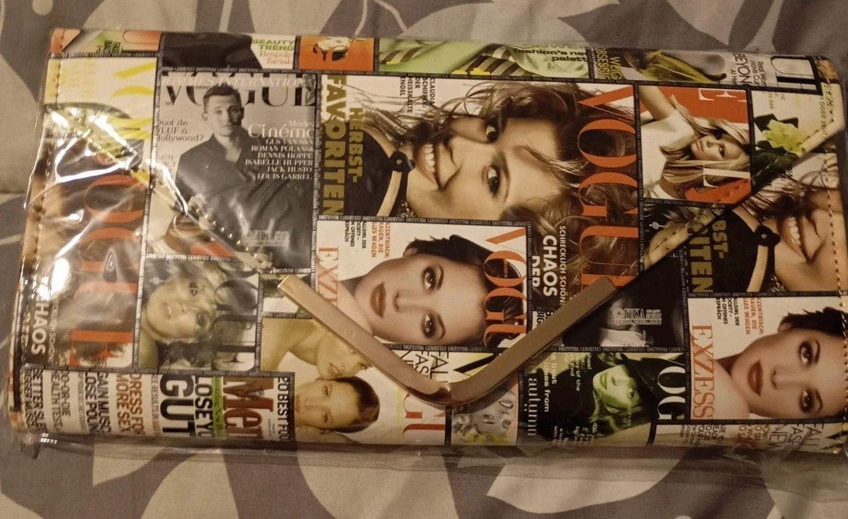 Stijlvolle Clutch met Vogue Magazine Print, Sieraden, Tassen en Uiterlijk, Ophalen of Verzenden, Nieuw, Overige kleuren, Avondtasje