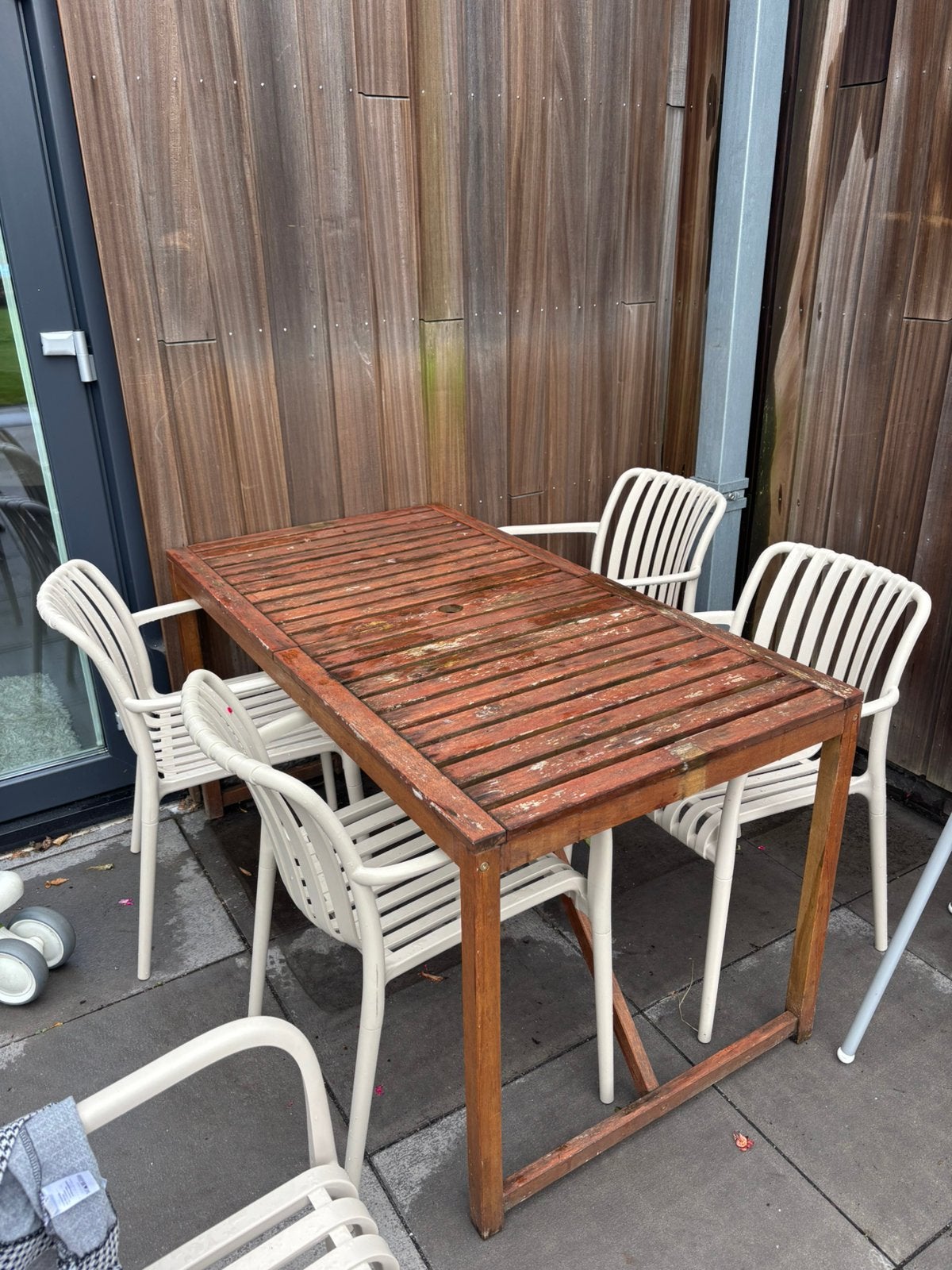 Gratis ikea nammaro tafel (was 119), Tuin en Terras, Tuinsets en Loungesets, Ophalen, Zo goed als nieuw, Hout