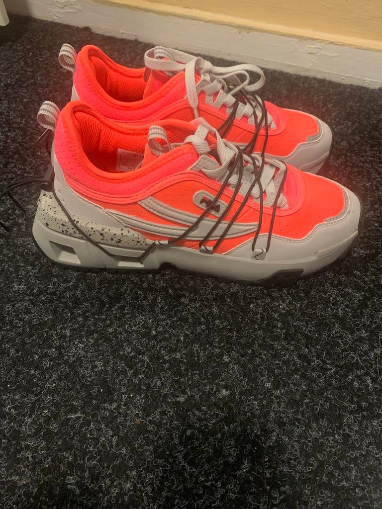 Schoenen nieuw en zo goed als nieuw, Ophalen of Verzenden, Zo goed als nieuw, Jongen of Meisje, Schoenen