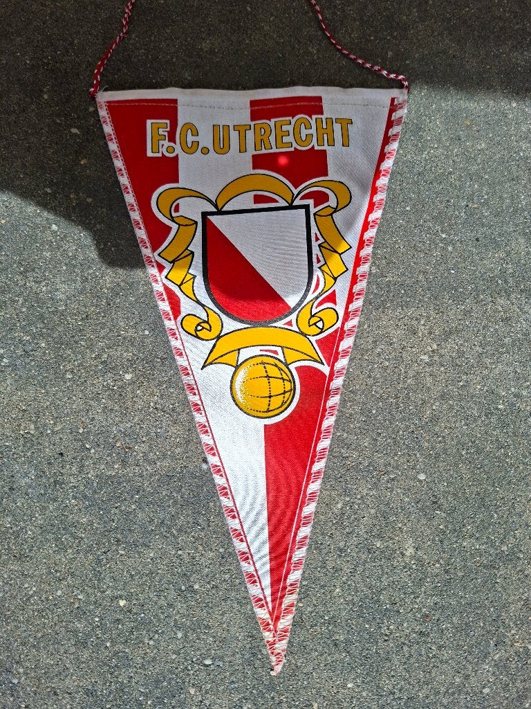 Voetbal vaantje FC Utrecht, Verzamelen, Sportartikelen en Voetbal, Ophalen of Verzenden, Zo goed als nieuw, F.C. Utrecht, Vaantje of Sjaal
