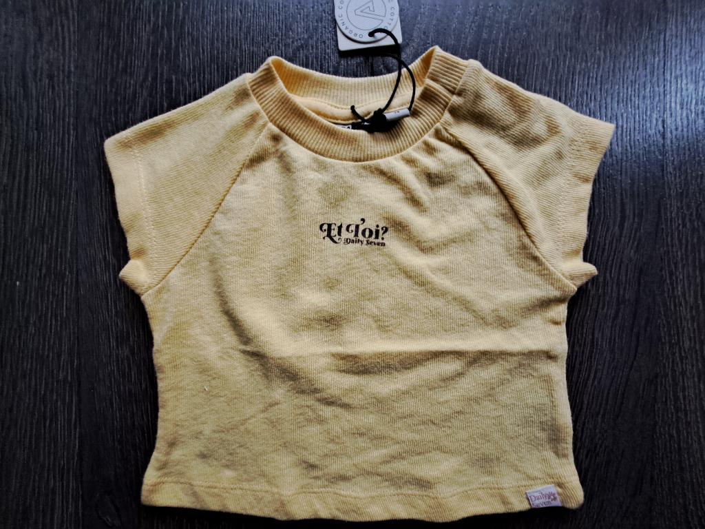 NIEUW Meisjes Shirt  Daily7  - 80   jusa17, Kinderen en Baby's, Babykleding | Maat 80, Meisje, Nieuw, Ophalen of Verzenden, Shirtje of Longsleeve