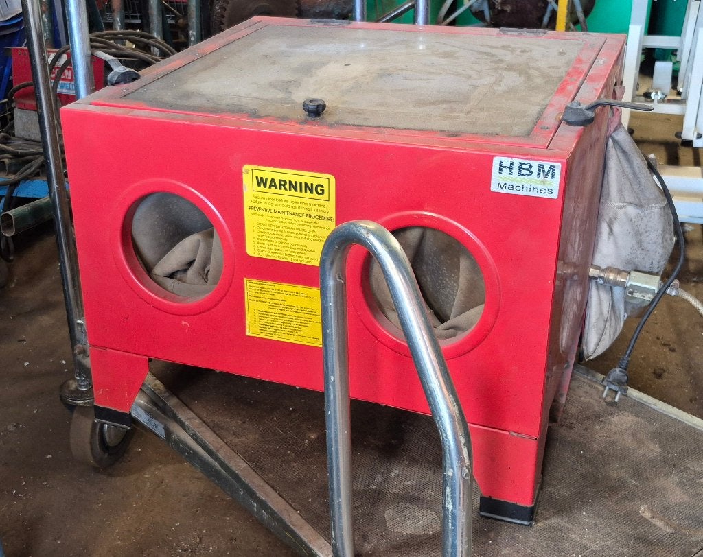 HBM Zandstraalcabine, Doe-het-zelf en Verbouw, Reinigingsmachines, Ophalen, Gebruikt
