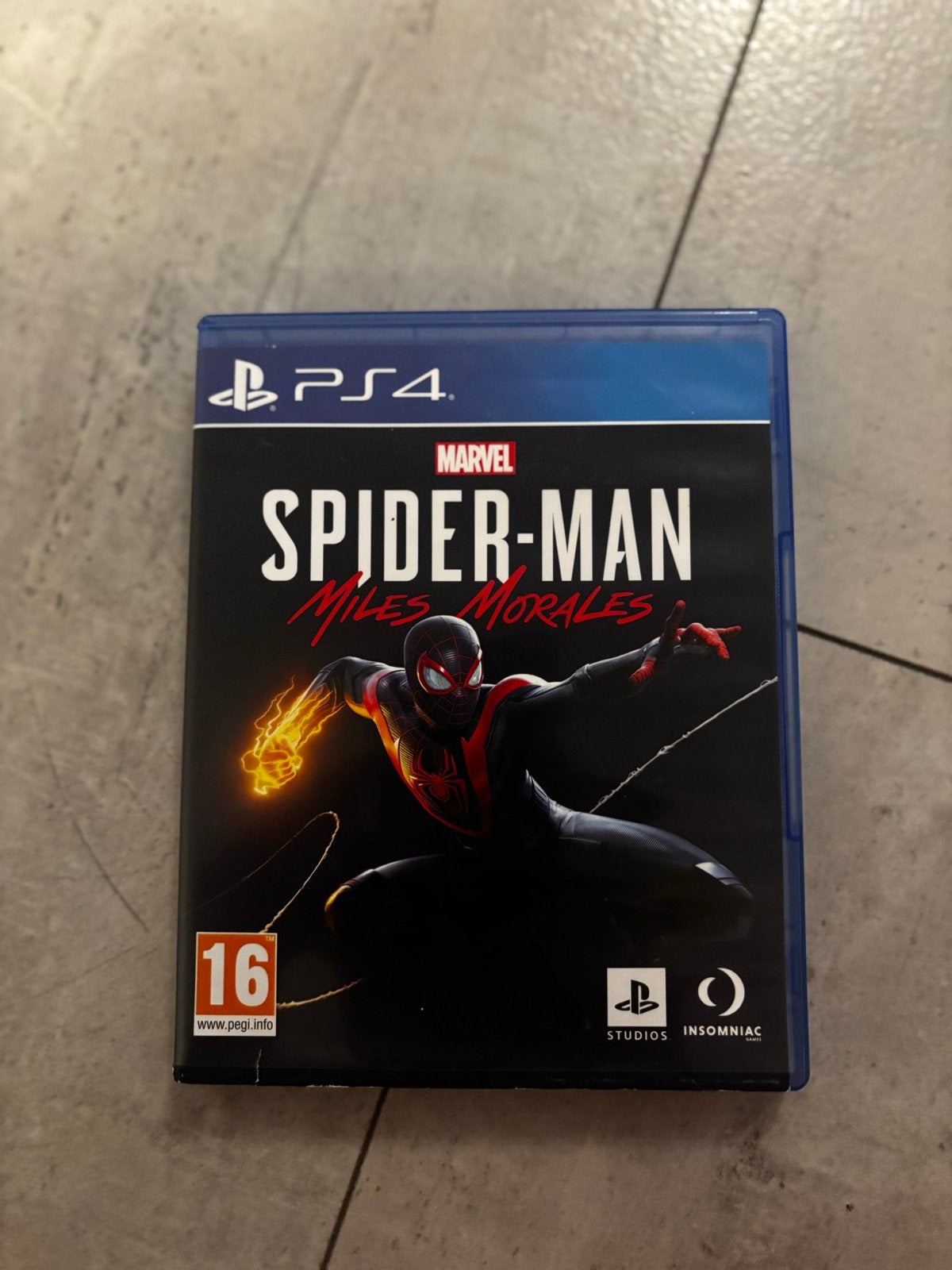 Marvel Spider-Man: Miles Morales PS4, Spelcomputers en Games, 1 speler, Zo goed als nieuw, Vanaf 16 jaar, Ophalen