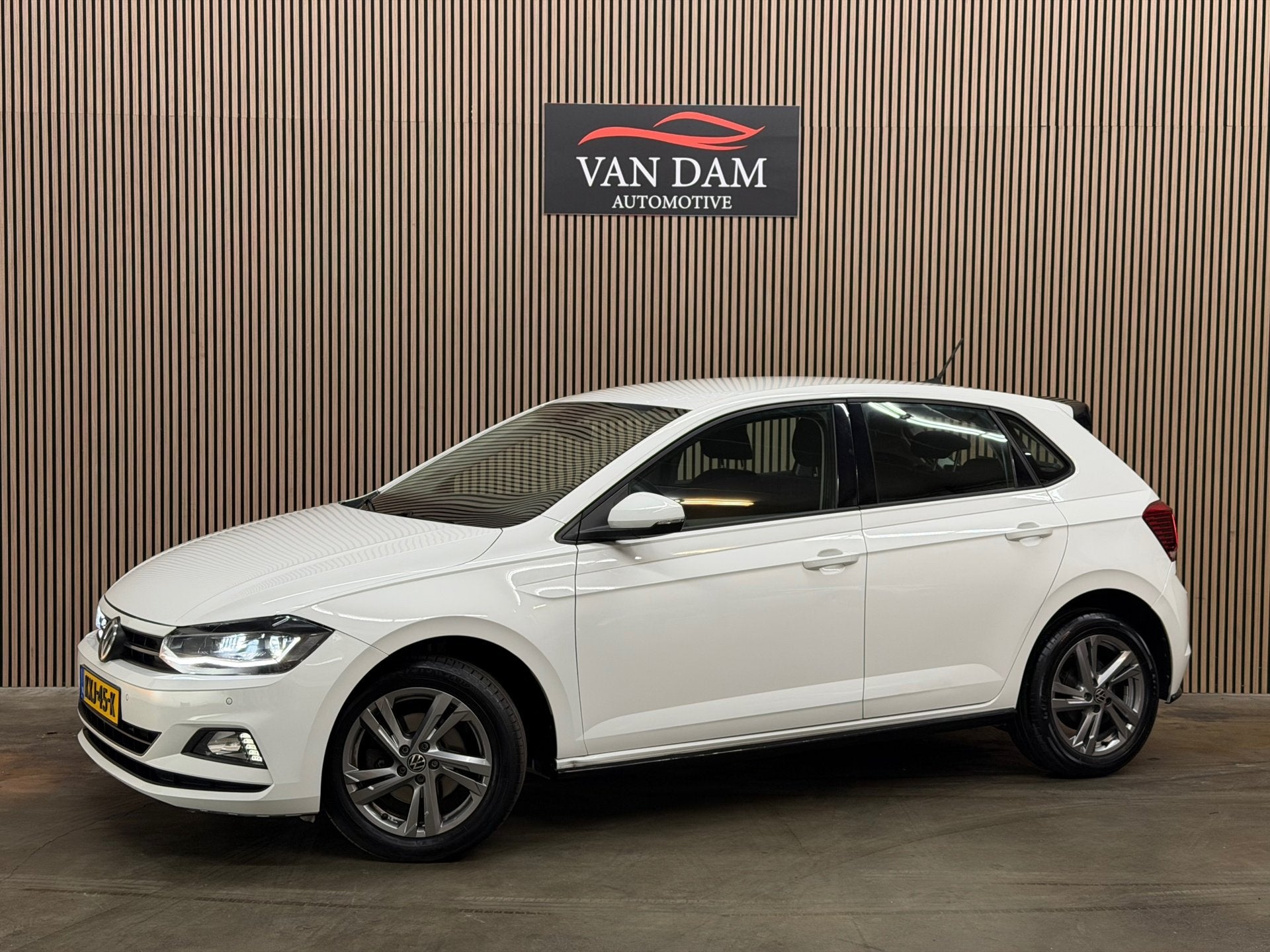 Volkswagen Polo 1.6 TDI R-Line 2018 DSG LED CRUISE NAVI PDC, Auto's, Gebruikt, Wit, 1100 kg, Te koop