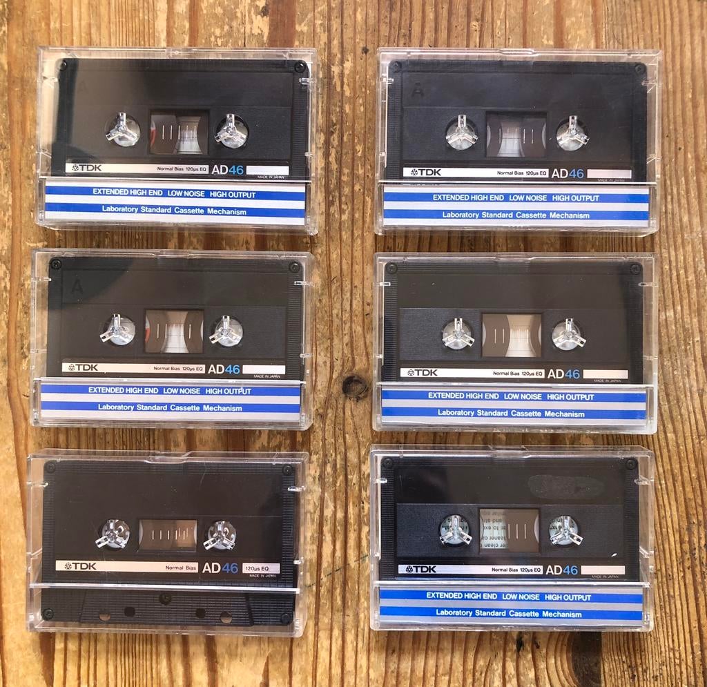 TDK AD-46 (1984) cassettes mooie zeldzamere versie, Ophalen of Verzenden, Zo goed als nieuw, Overige genres, 2 t/m 25 bandjes