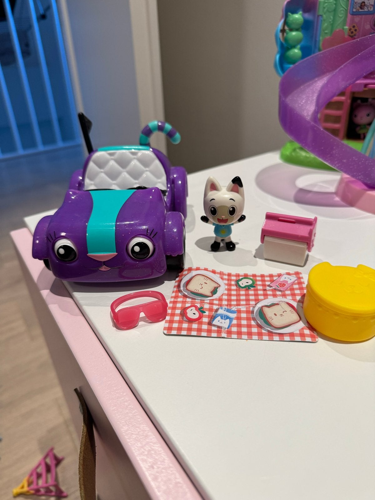 Foto 4 van Complete Gabby's Poppenhuis Set met Grote Gabby Pop