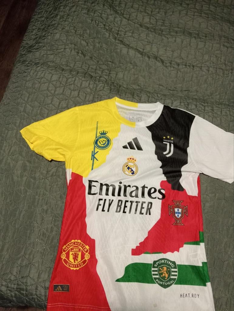 Limited edition Ronaldo shirt, Sport en Fitness, Voetbal, Maat S, Ophalen, Nieuw, Shirt
