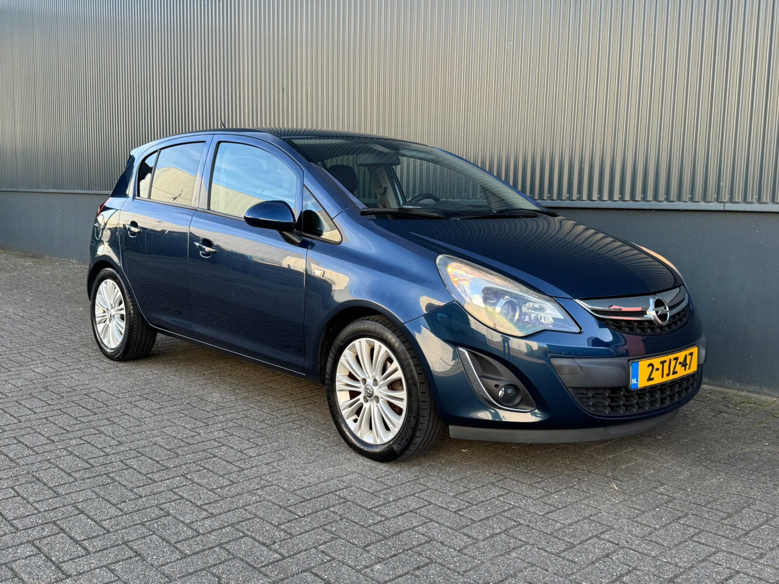 Opel Corsa 1.4-16V Cosmo | Nw APK | Stoel verw. | Trekhaak, Auto's, Opel, Voorwielaandrijving, 1063 kg, 1398 cc, 4 cilinders