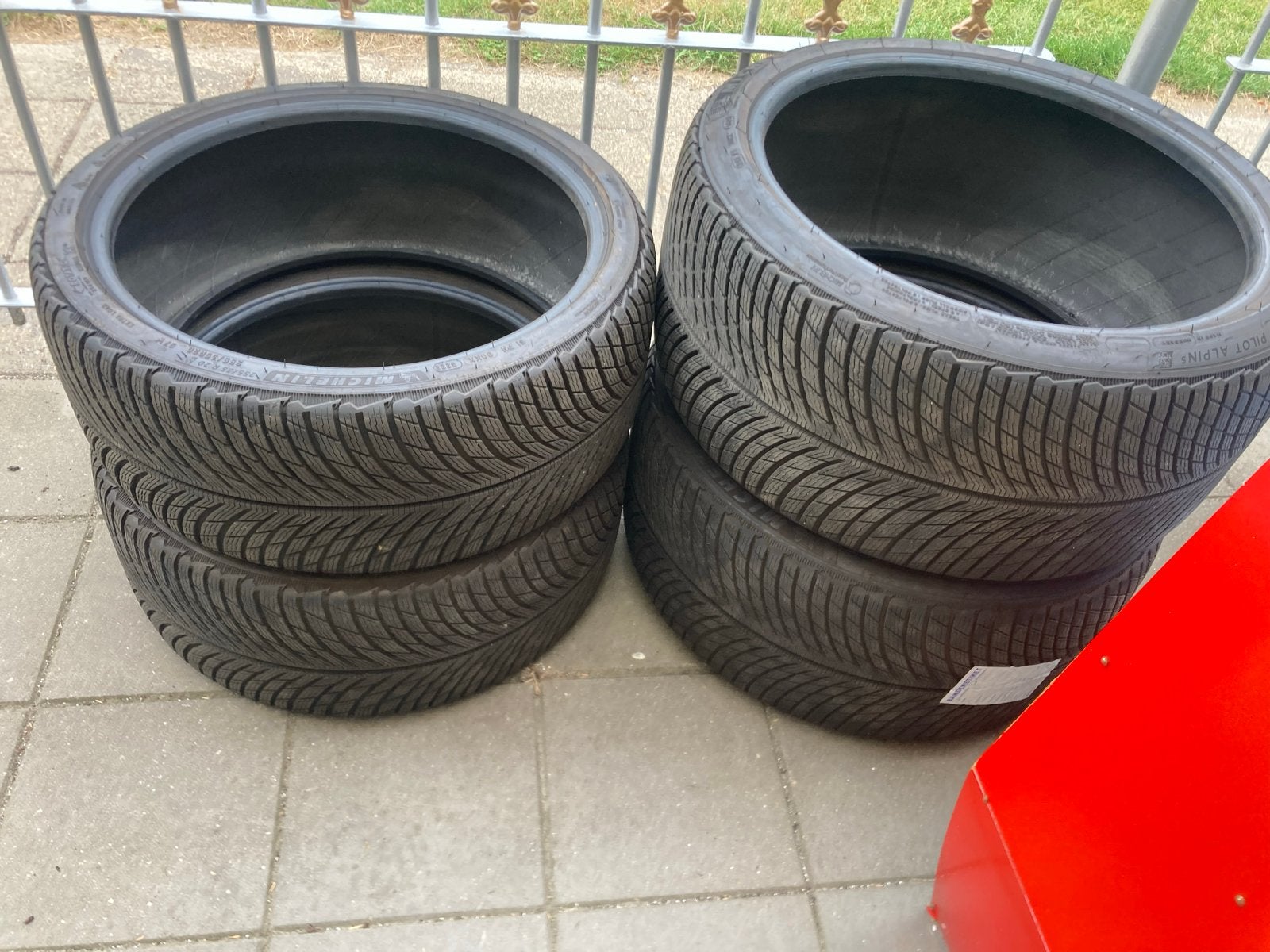 Michelin winterbanden: 2x 225/35/R20 en 2x 315/30/R21, Auto-onderdelen, Ophalen, Gebruikt, Winterbanden, Band(en)