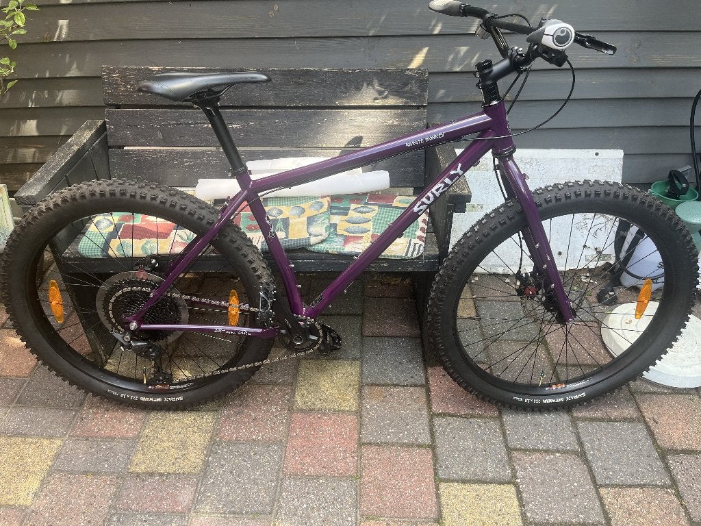 Surly Karate Monkey L (organic eggplant), Hardtail, Zo goed als nieuw, Schijfrem, 53 tot 57 cm