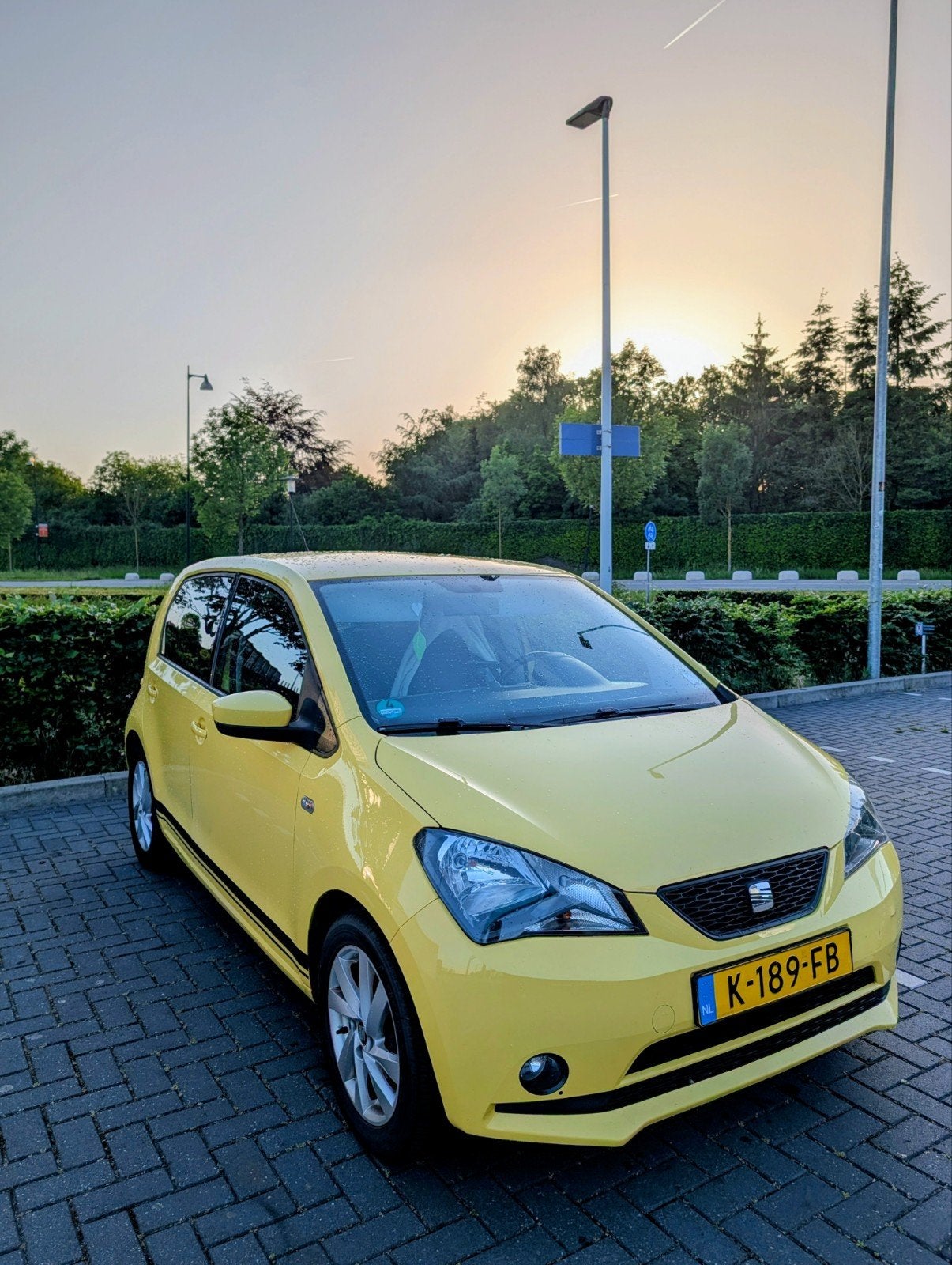 Seat Mii 1.0 55KW 2012 Geel, Auto's, Seat, Particulier, Mii, Airconditioning, Bluetooth, Cruise Control, Elektrische ramen, Radio