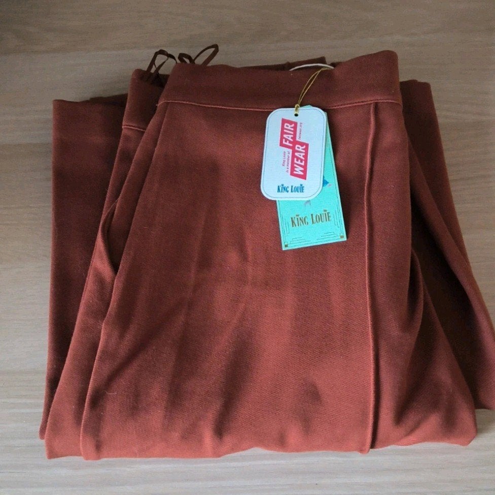 King Louie Gael Pintuck Pants Aurora Cognac Oranje, Kleding | Dames, Maat 38/40 (M), Nieuw, Oranje, Ophalen of Verzenden