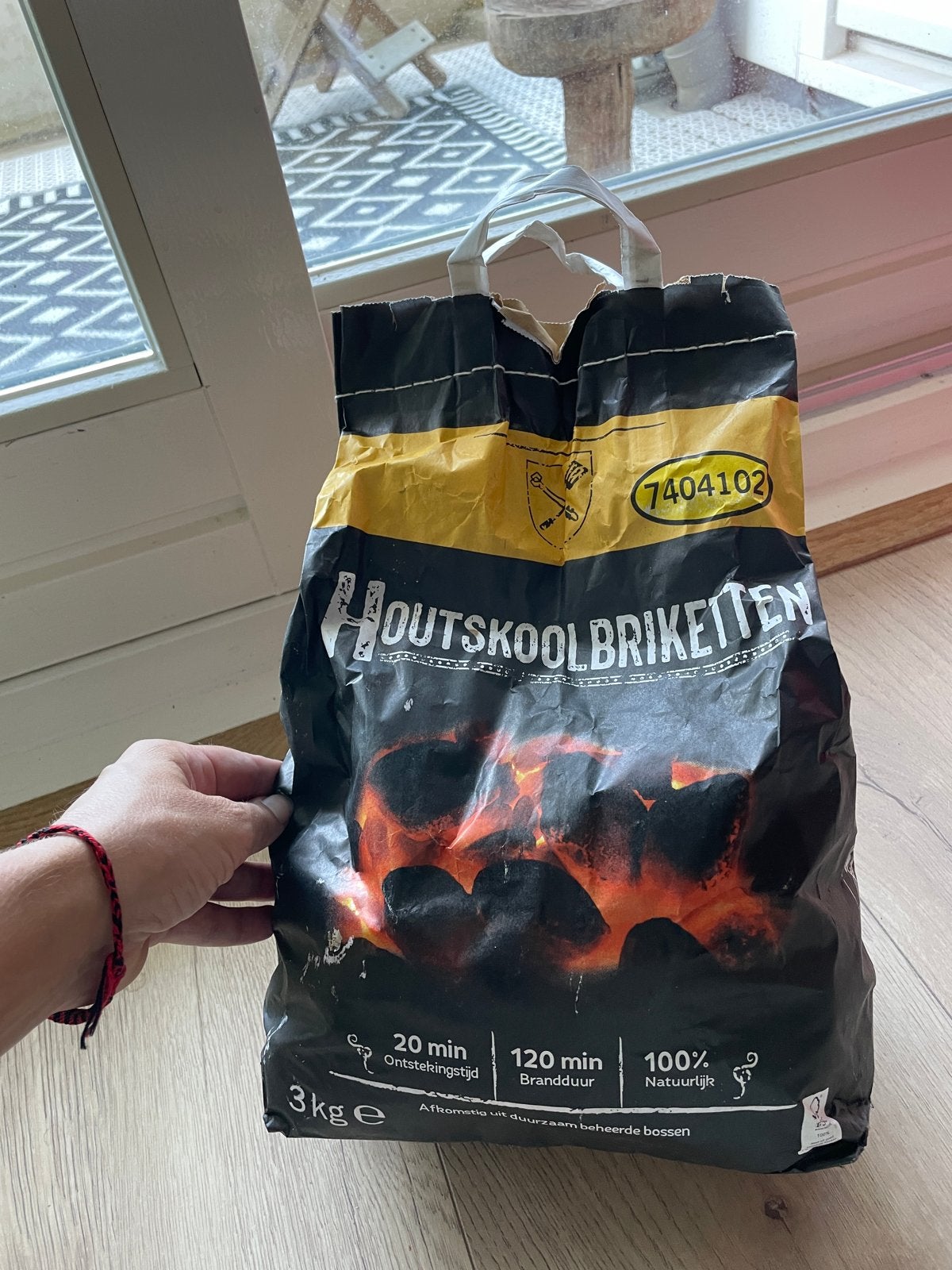 3 kg Houtskoolbriketten - Dicht Pak, Ophalen of Verzenden