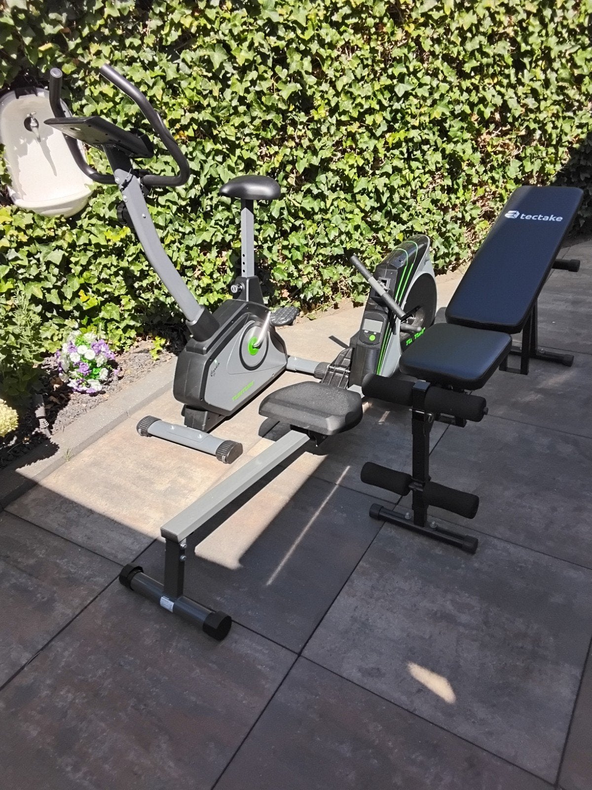 Fitnessapparatuur hometrainer, roeiapparaat en buikspierbank, Sport en Fitness, Ophalen, Zo goed als nieuw, Overige typen