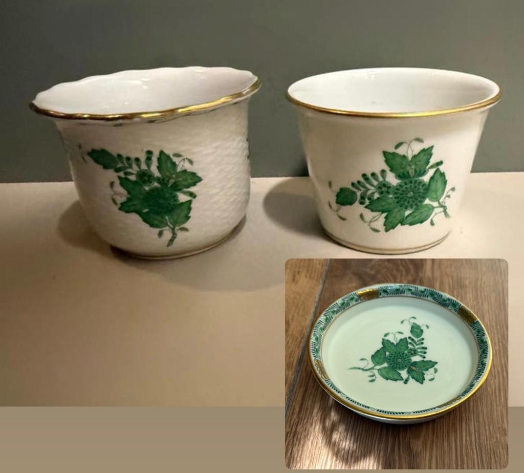 2 Herend Apponyi groen cachepots, nr 7305 nr 7260, Antiek en Kunst, Ophalen of Verzenden