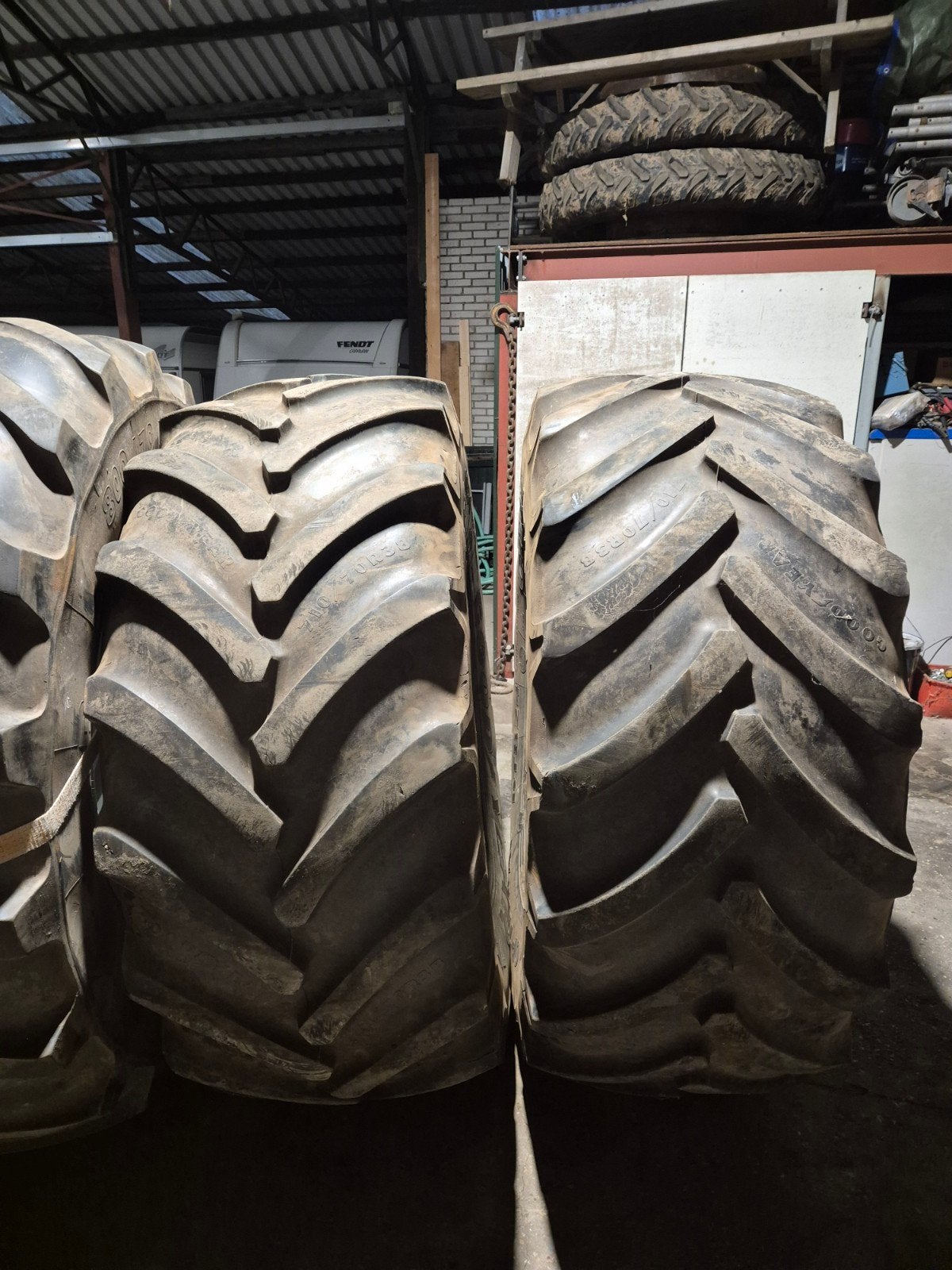 Goodyear 710 70 r38, Zakelijke goederen, Ophalen