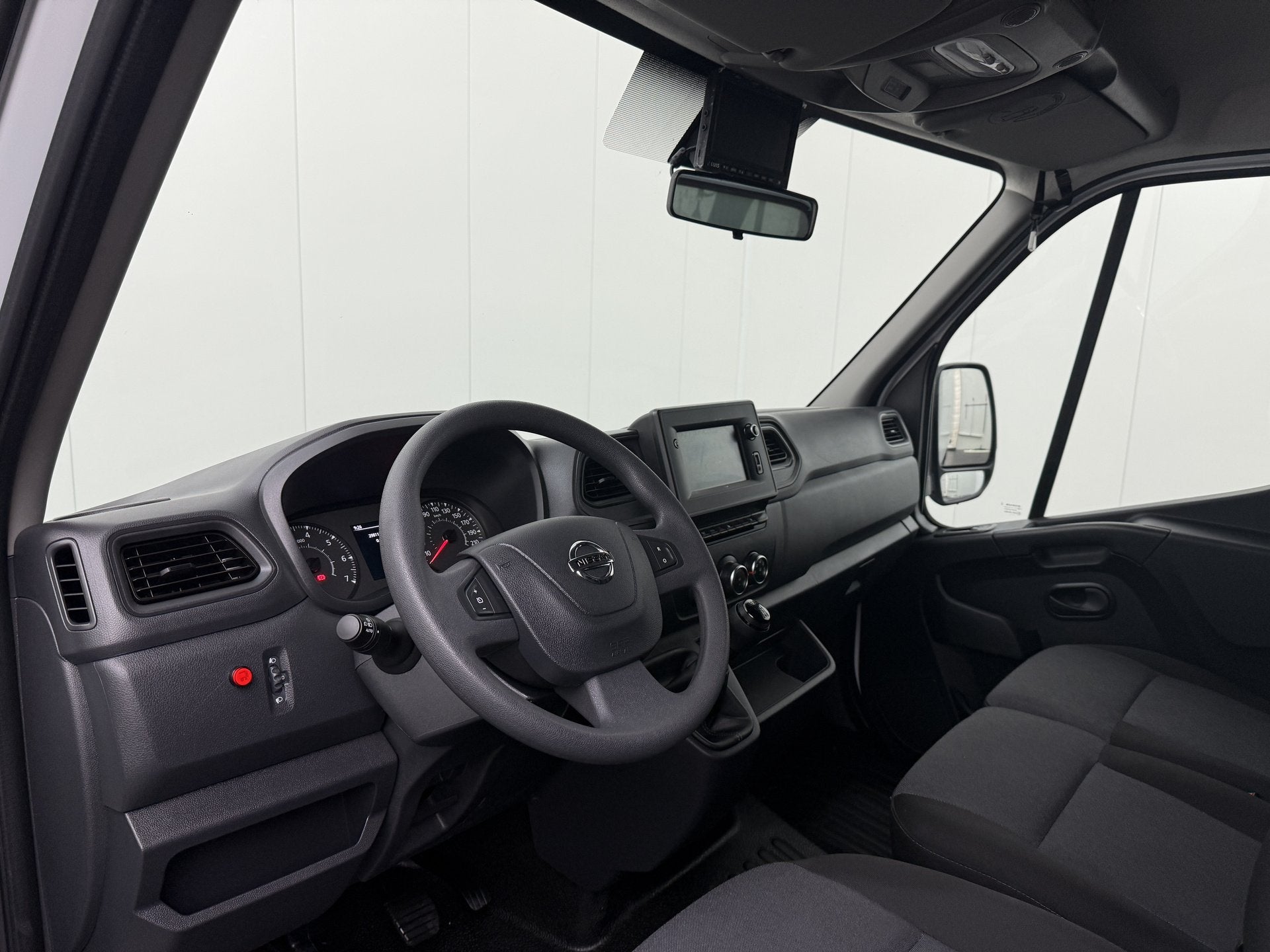 Nissan Interstar 3.5DCi 165PK Bakwagen+Laadklep | Dakspoiler, Auto's, Stof, Gebruikt, Multifunctioneel stuurwiel, 2500 kg