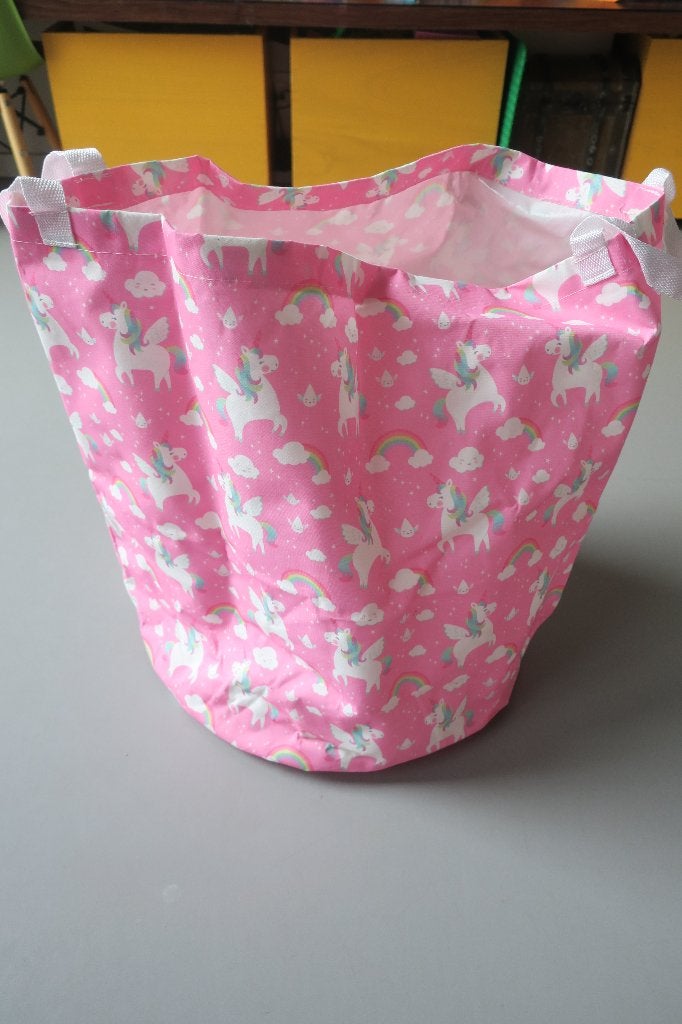 opbergmand /-tas eenhoorn h45, dia 40 met hengsels, Ophalen of Verzenden, Zo goed als nieuw