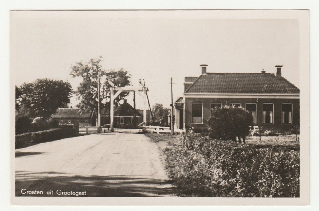 Grootegast - Groeten uit, Verzamelen, Ansichtkaarten | Nederland, Verzenden, 1940 tot 1960, Ongelopen, Groningen