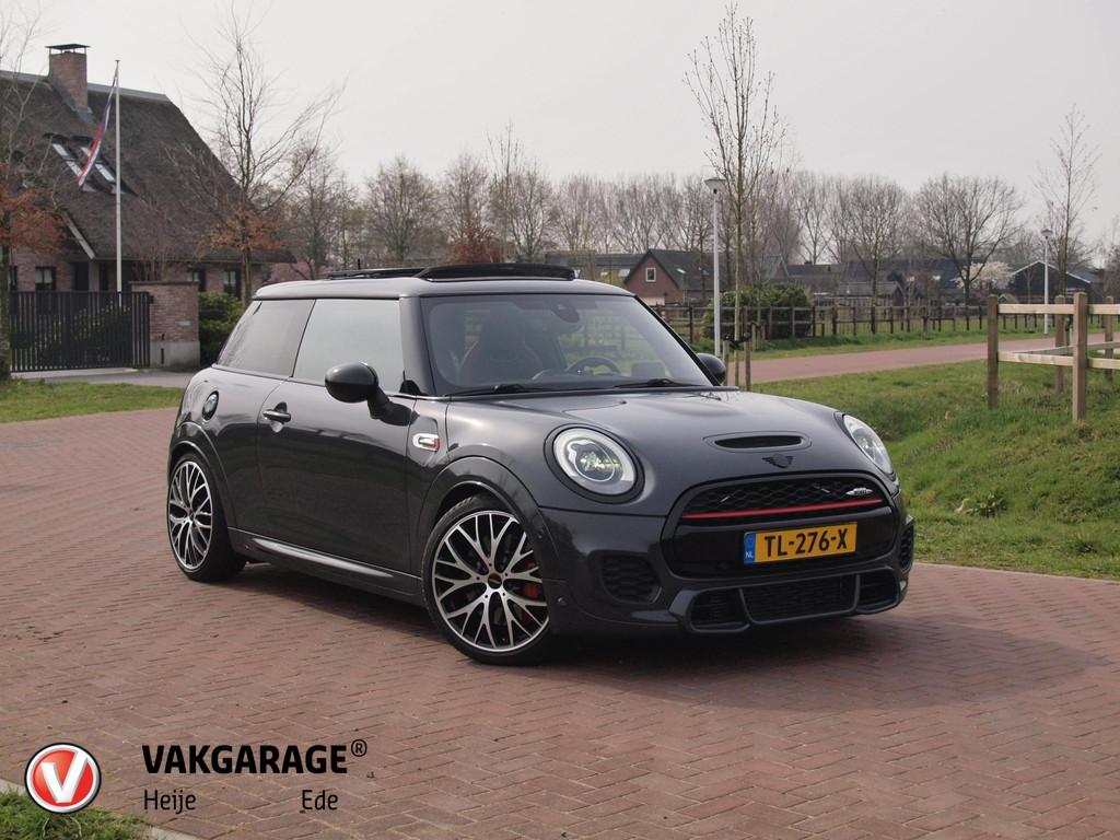 Mini Mini 2.0 John Cooper Works Chili | 231 PK | Panoramadak, Gebruikt, 4 cilinders, 4 stoelen, 231 pk