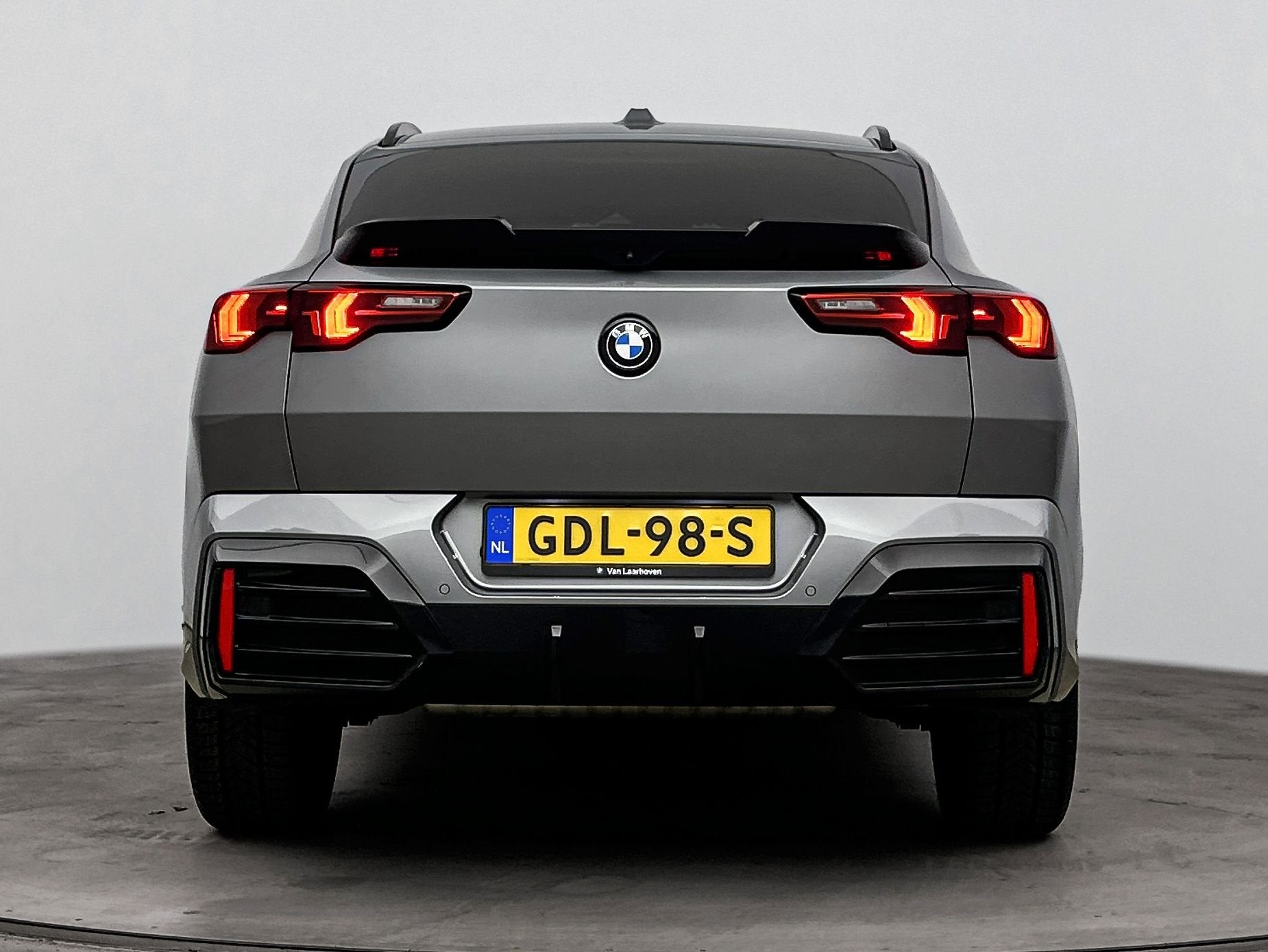 BMW X2 sDrive20i M Sport Automaat / Panoramadak / Achteruitr, Dealer onderhouden, X2, 156 pk, Met garantie (alle)