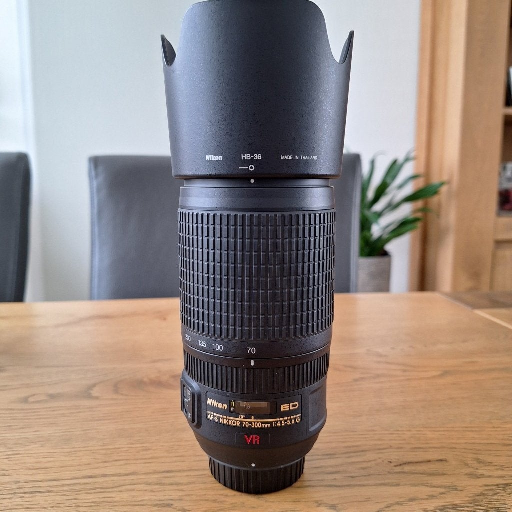 Nikon AF-S 70-300mm f/4.5-5.6G VR IF-ED, Nikon, Zo goed als nieuw, Nikon F-mount, Beschermhoes/tas