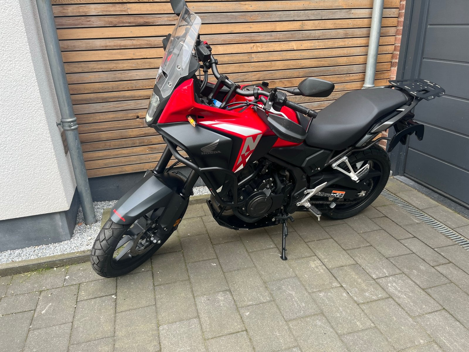 Honda NX500 - 2024 - 6750 km - Nieuwstaat, 2 cilinders, Motorrijbewijs A, Gebruikt, Particulier