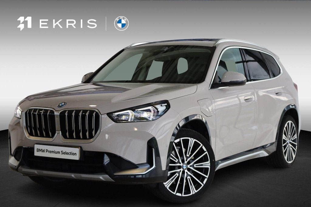 BMW X1 xDrive25e | xLine | Panorama Dak | Harman/Kardon | Co, 105 min, Bedrijf, Vierwielaandrijving, Hybride Elektrisch/Benzine