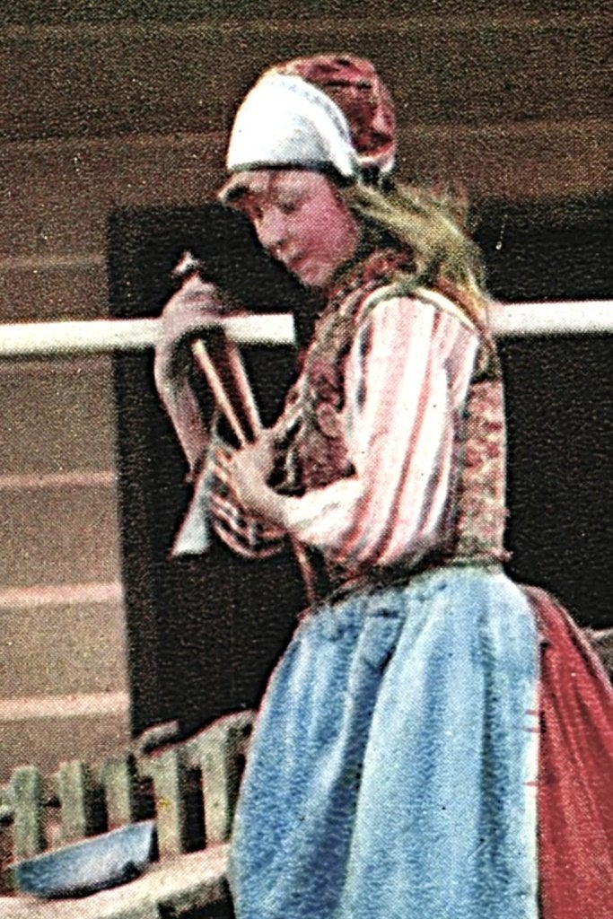 936241 Marken Klederdracht meisje Nette kaart Onbeschreven, Ophalen of Verzenden, 1920 tot 1940, Ongelopen, Noord-Holland