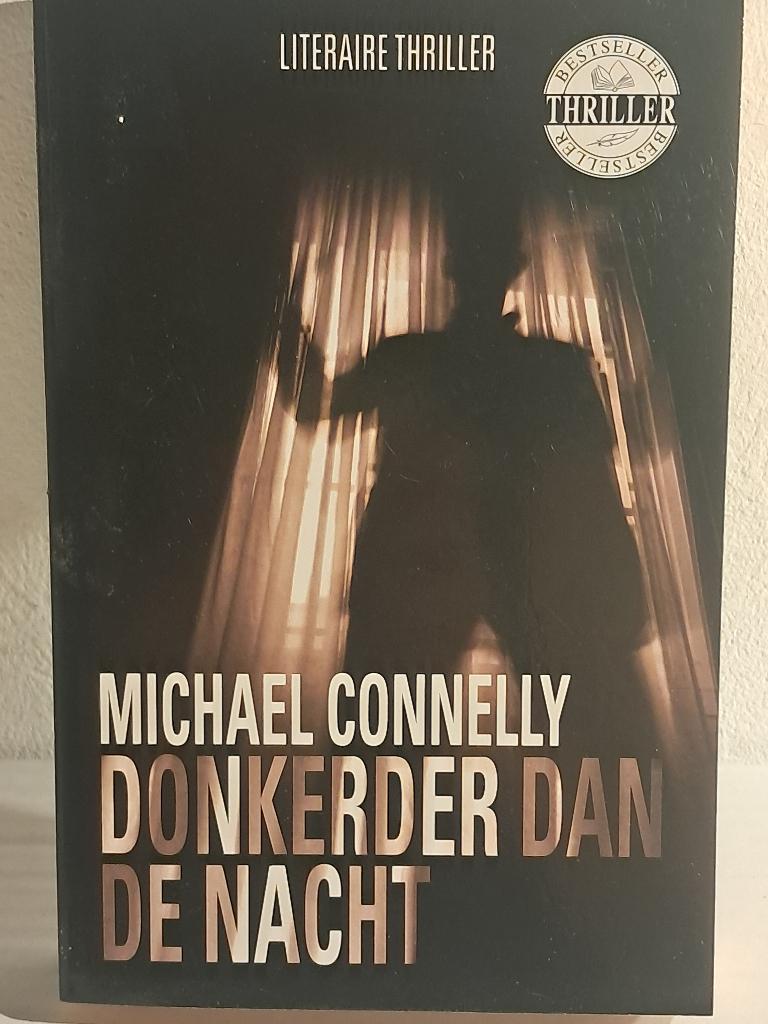 Donkerder dan de nacht | Michael Connelly | Paperback, Boeken, Gelezen, Michael Connelly, Ophalen of Verzenden, Amerika