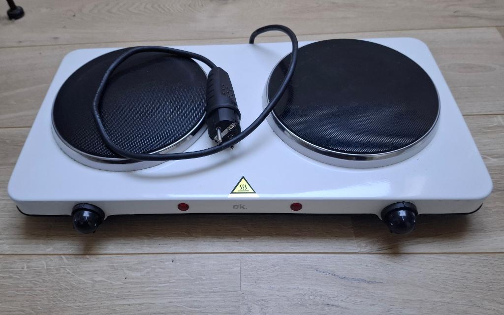 Kookplaat electrisch, Ophalen, 3 kookzones of minder, Zo goed als nieuw, Vrijstaand