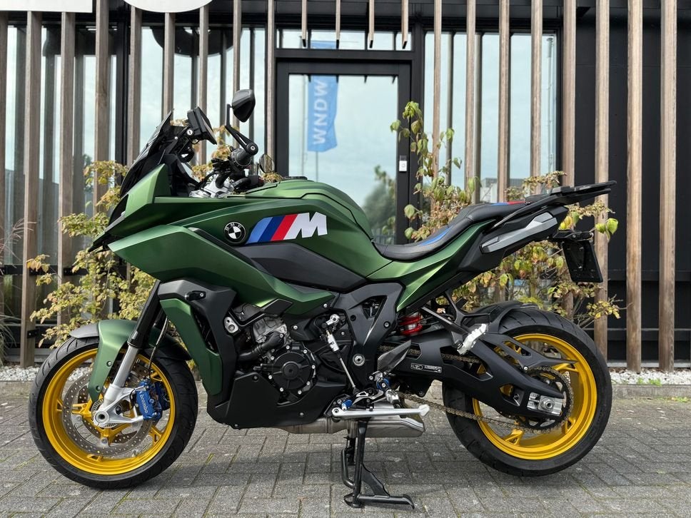 BMW S 1000 XR M Performance- Akrapovic- DynamicPro - M1000XR, 4 cilinders, Motorrijbewijs A, Bedrijf, Onbekend