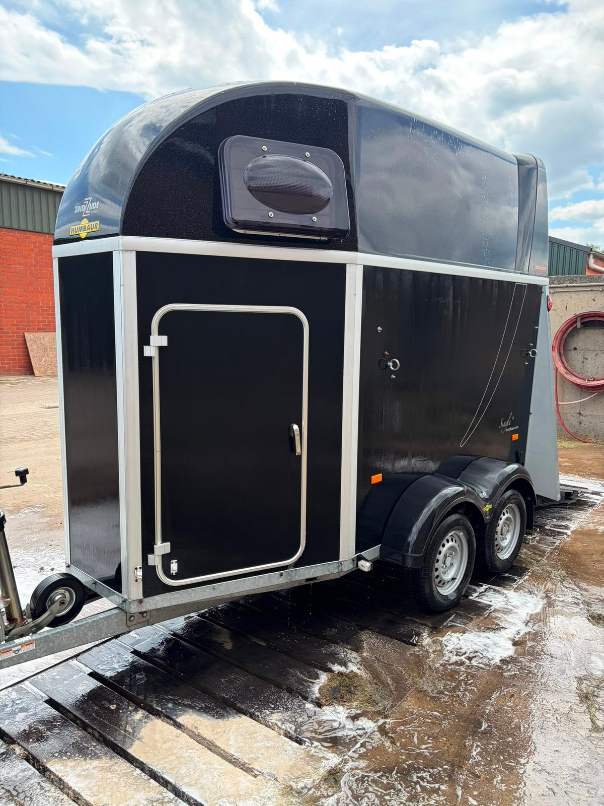 Humbaur  1,5 paardentrailer, Dieren en Toebehoren, Ophalen, Zo goed als nieuw, Aluminium, Overige typen