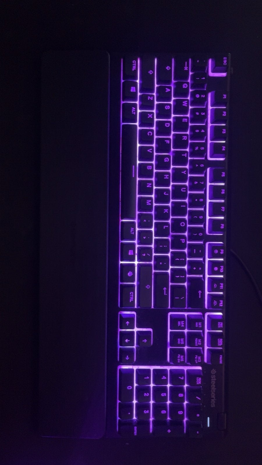 SteelSeries Apex 5 Gaming Toetsenbord met RGB Verlichting, Computers en Software, Gebruikt, Gaming toetsenbord, Ophalen of Verzenden