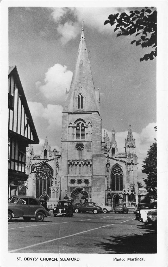 703-289-035 St Denys' Church Sleaford, Verzenden, Voor 1920, Engeland