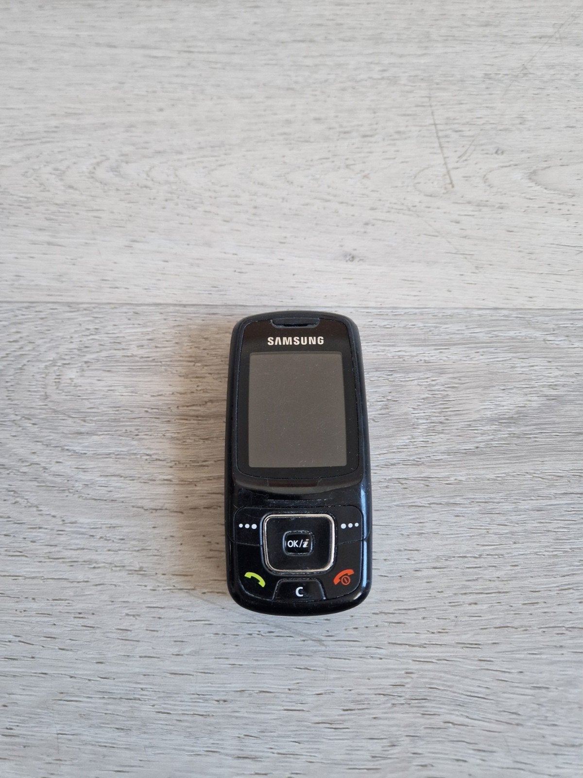 Zeldzame Samsung C300 slide in goede staat, Telecommunicatie, Mobiele telefoons | Samsung, Ophalen of Verzenden, Zwart