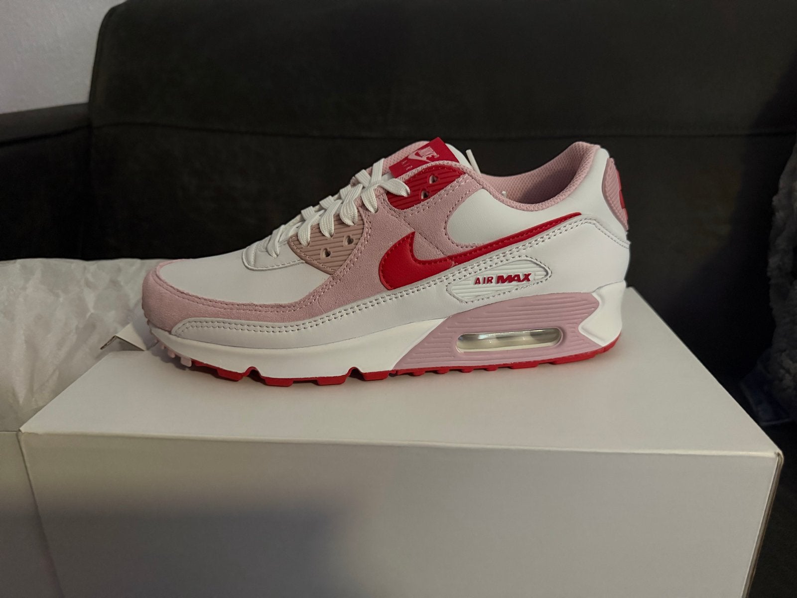 Nike Air Max 90 Valentine’s day 2021 QS - Nieuw in doos, Ophalen of Verzenden, Nieuw, Wit, Sneakers of Gympen