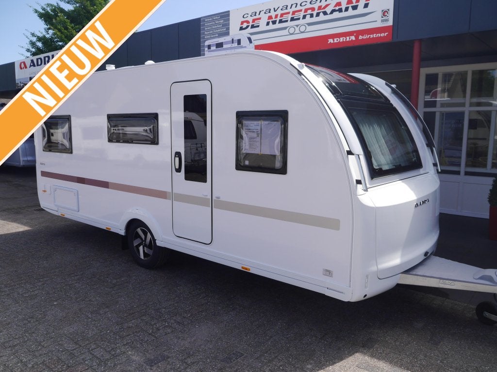 Adria Adora 532 UL, Schokbreker, Rondzit, Bedrijf, Adria