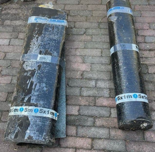 €4,- per m2 Toplaag dakleer rollen (Totaal 10m2), Doe-het-zelf en Verbouw, Dakpannen en Dakbedekking, Ophalen, Overige materialen
