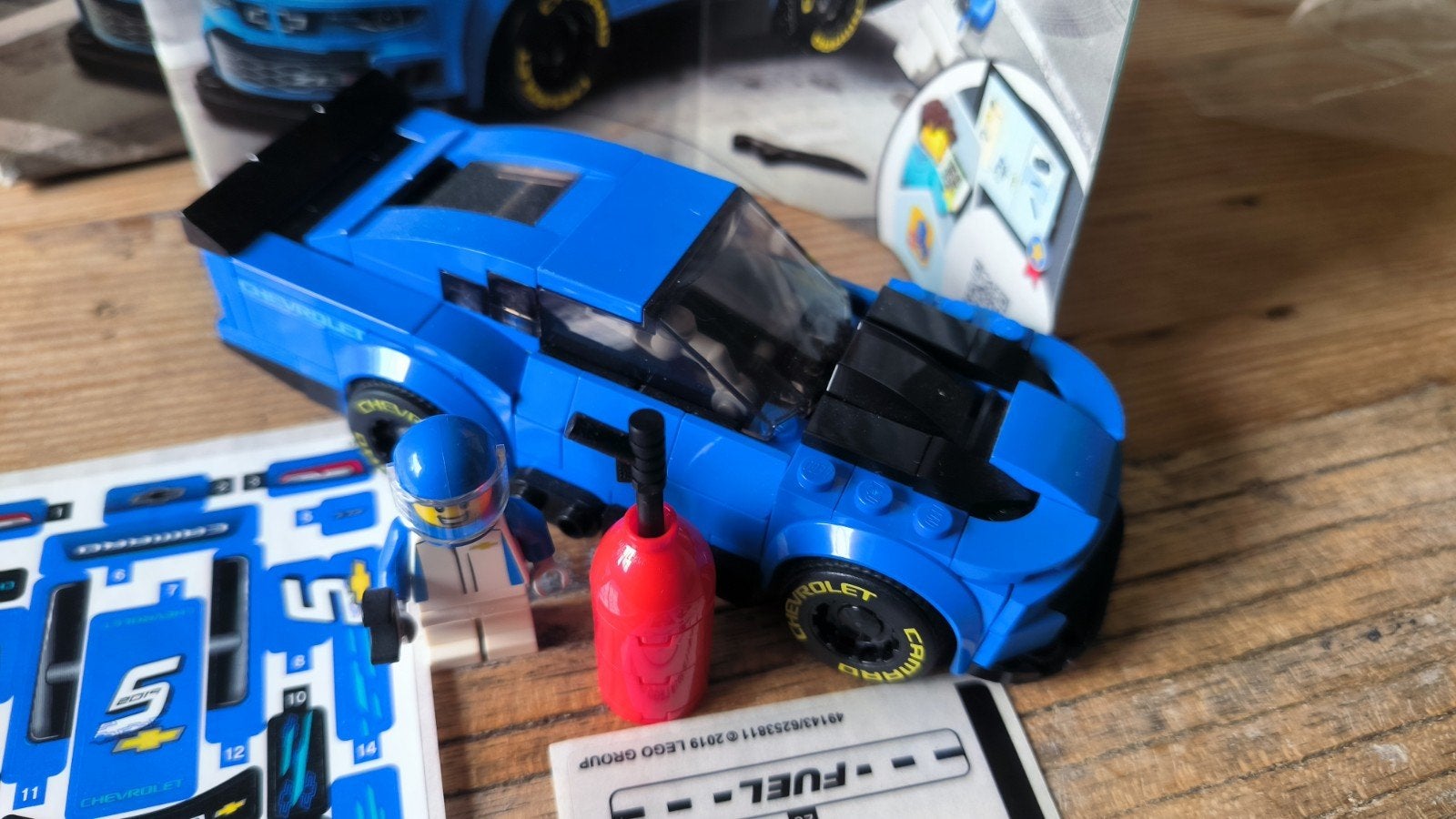 Lego Chevrolet Camaro Z1 raceauto met coureur, Lego, Inclusief accessoires, Zo goed als nieuw, Complete set