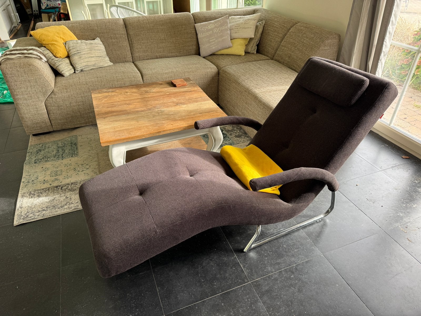 Mooie bruine ligstoel / relaxstoel / loungestoel, 2 standen., Ophalen, Bruin, Zo goed als nieuw, Metaal