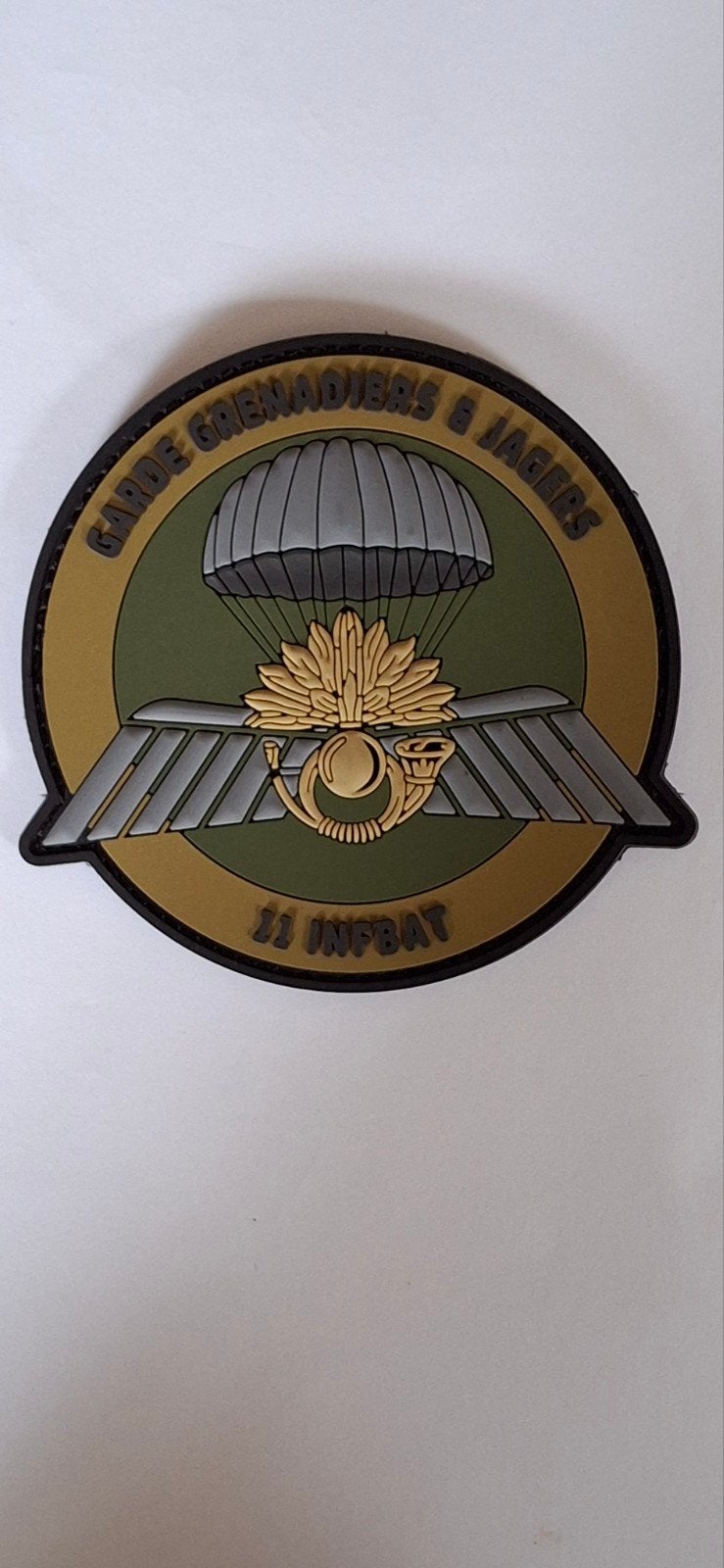 Embleem 11 INFBAT FALCON pvc, Ophalen of Verzenden, Landmacht, Nederland, Embleem of Badge