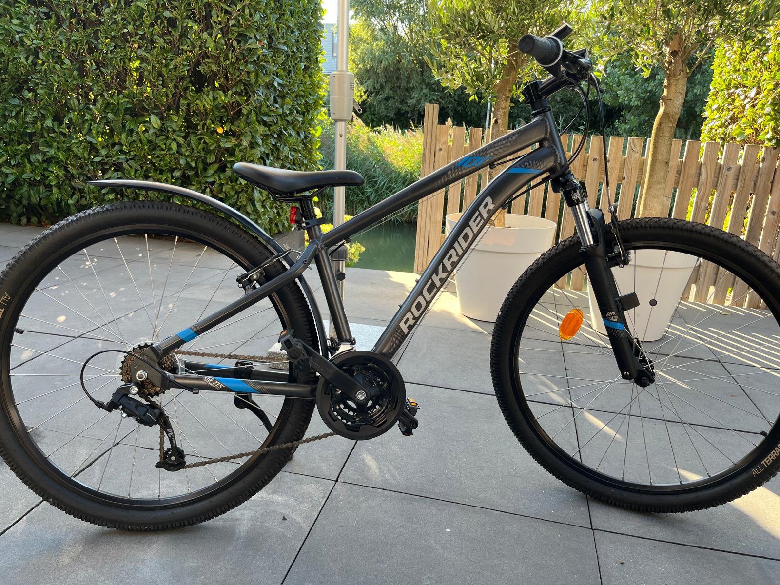 Nieuwstaat Rockrider ST100 27,5 inch wielen, Versnellingen, Zo goed als nieuw, Schijfrem, Ophalen