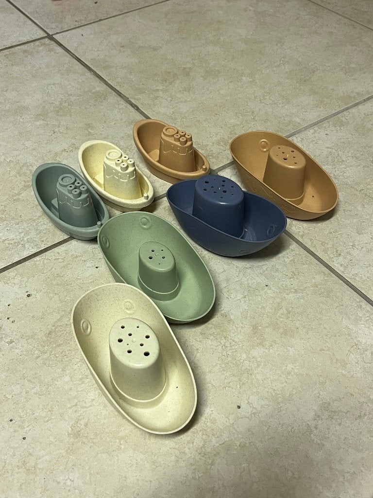 Leuke badspeelgoed bootjes set, Gebruikt, Overige merken, Ophalen of Verzenden, Speelgoedboot