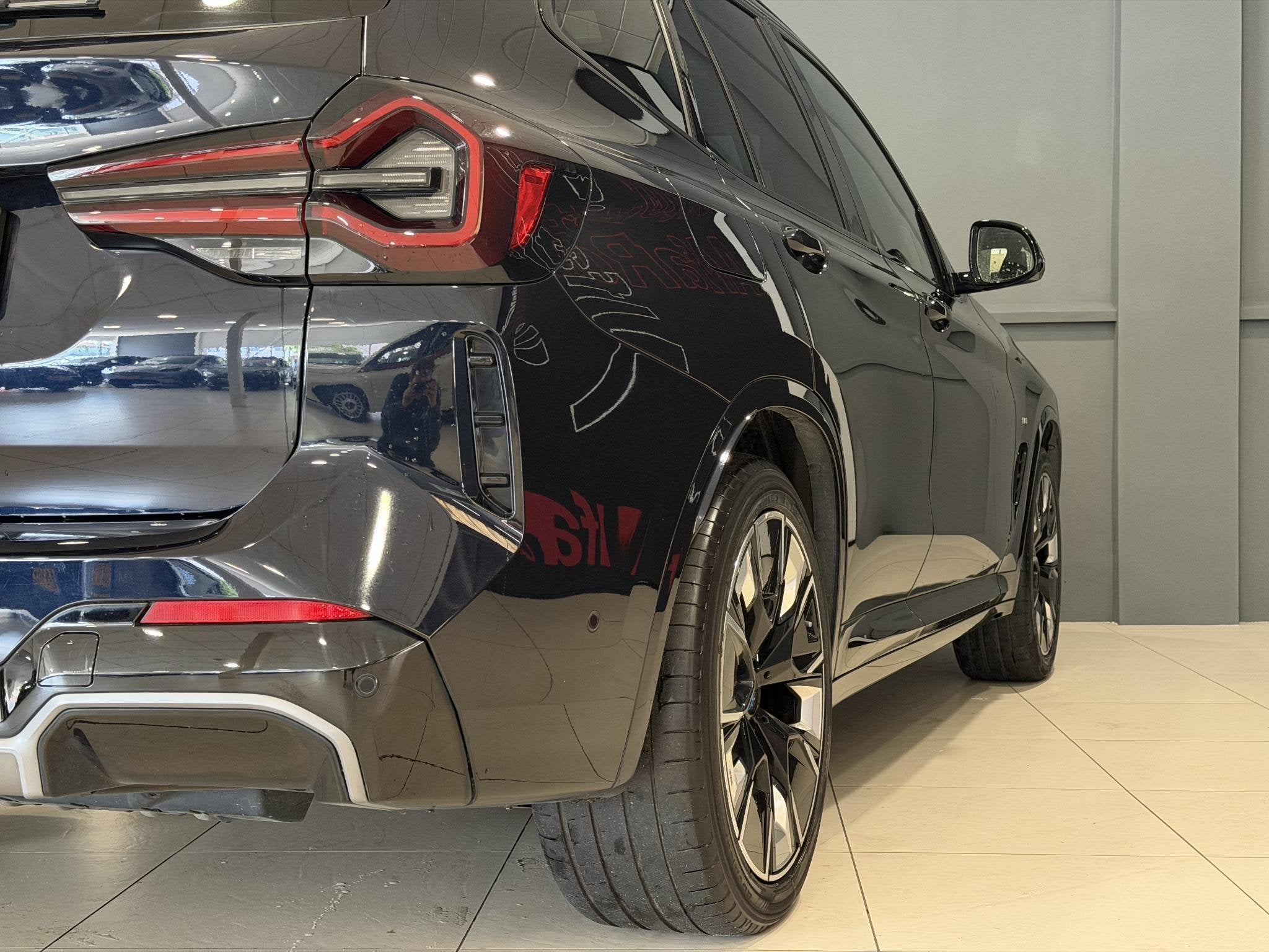 Foto 34 van BMW iX3 Executive 80 kWh | SOH 100% | Panorama dak | 20inch