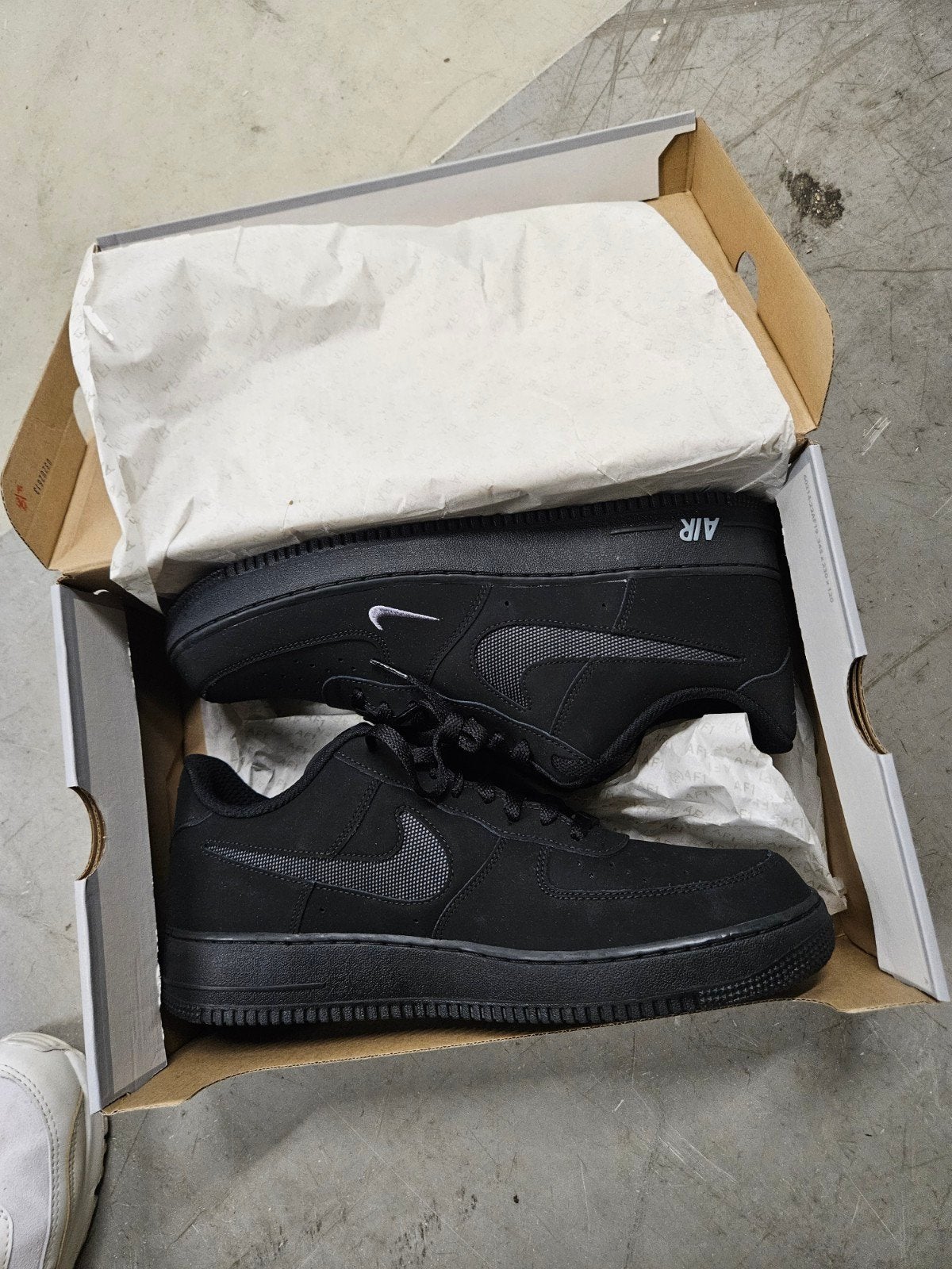 Nike Air Force 1 Low '07 - Zwart - Maat 46,5, Kleding | Heren, Zwart, Nike, Nieuw, Ophalen of Verzenden